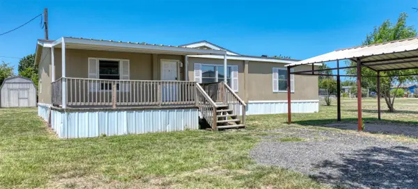 18531 Doubletree Drive, Justin, TX 76247