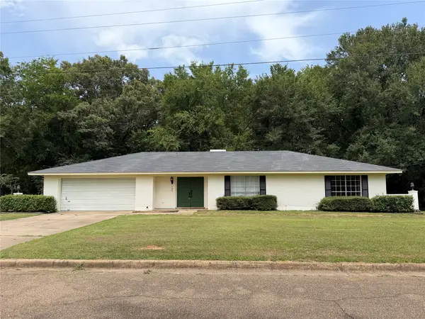 105 Kent Drive, Pittsburg, TX 75686