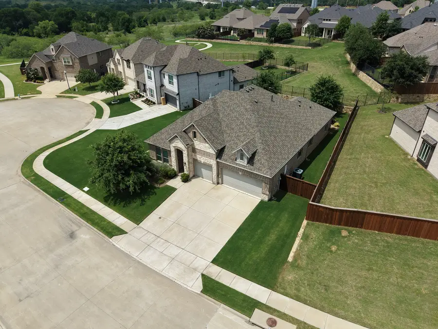 5213 Ravine Ridge Court, Justin Roanoke, TX 76262 - #2