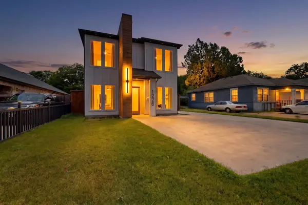 1226 S Ewing Avenue, Dallas, TX 75216