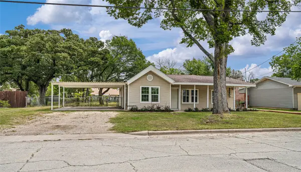 117 N Oak Street, Lacy Lakeview, TX 76705