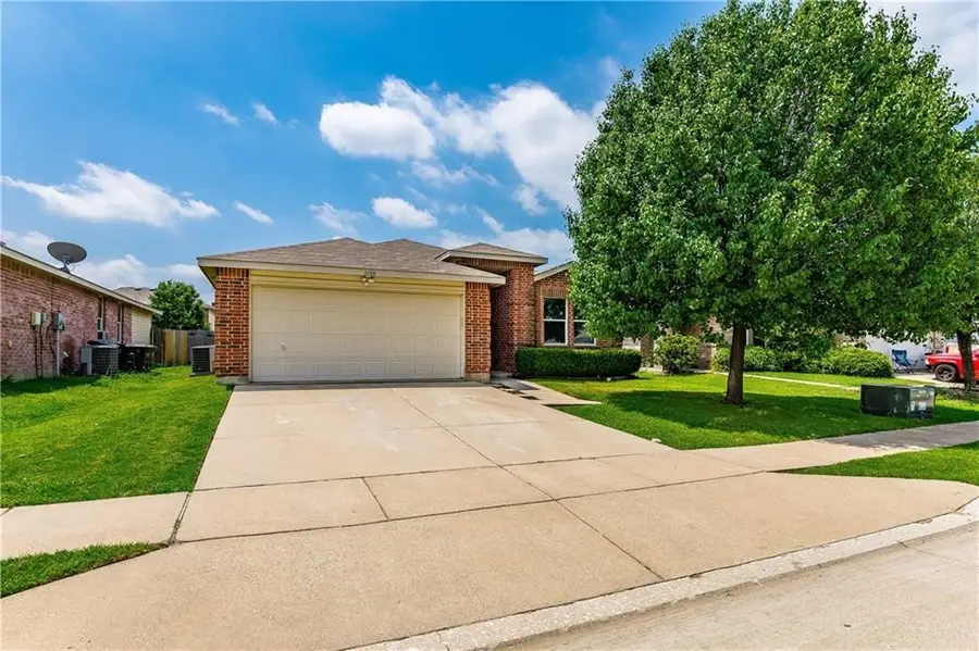 1608 Rialto Way, Justin, TX 76247 - #2