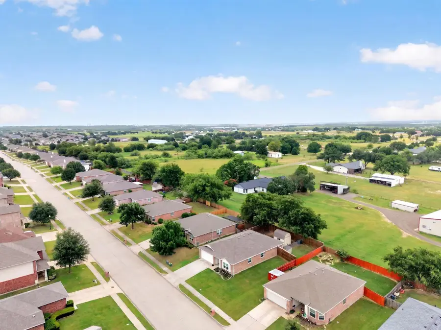 1218 Feather Crest Drive, Krum, TX 76249 - #3