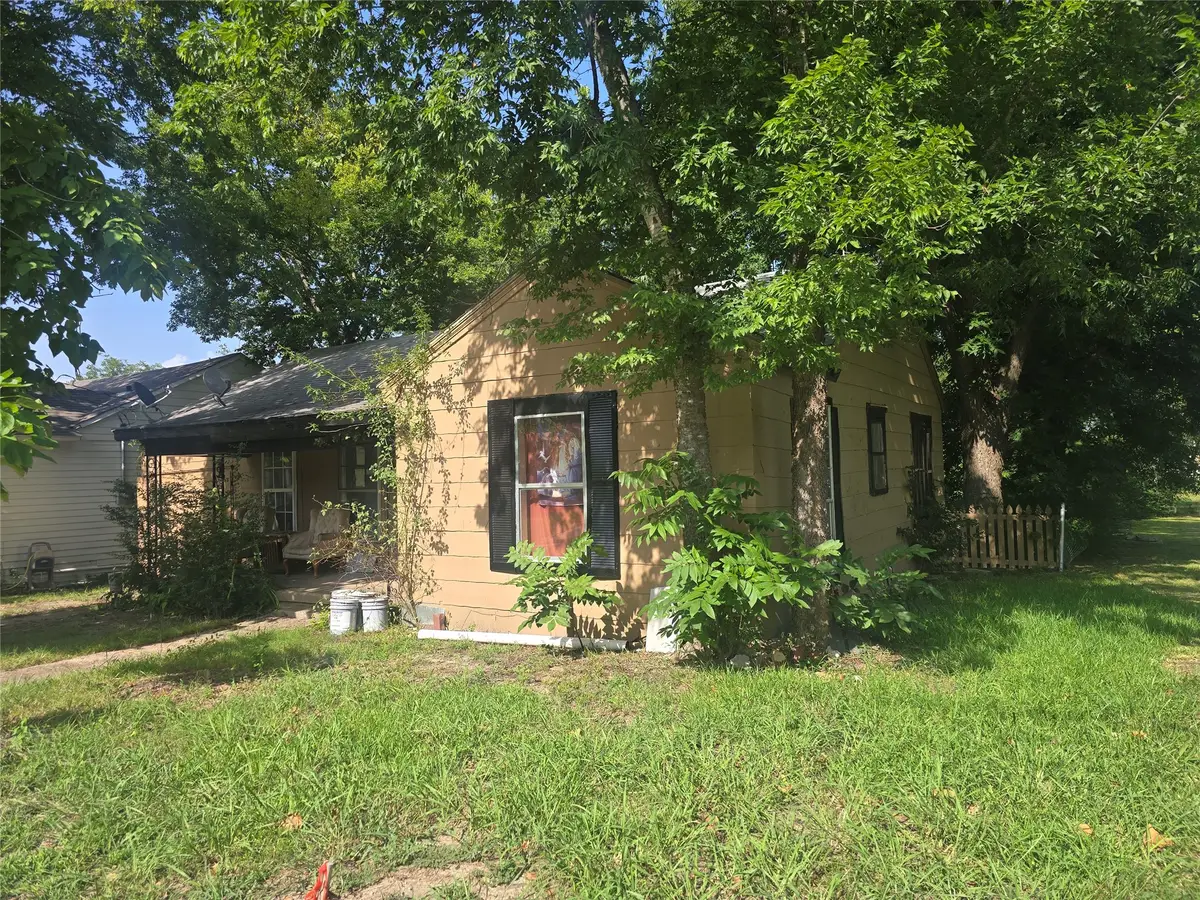 1303 Wesley Street, Greenville, TX 75401 - #1