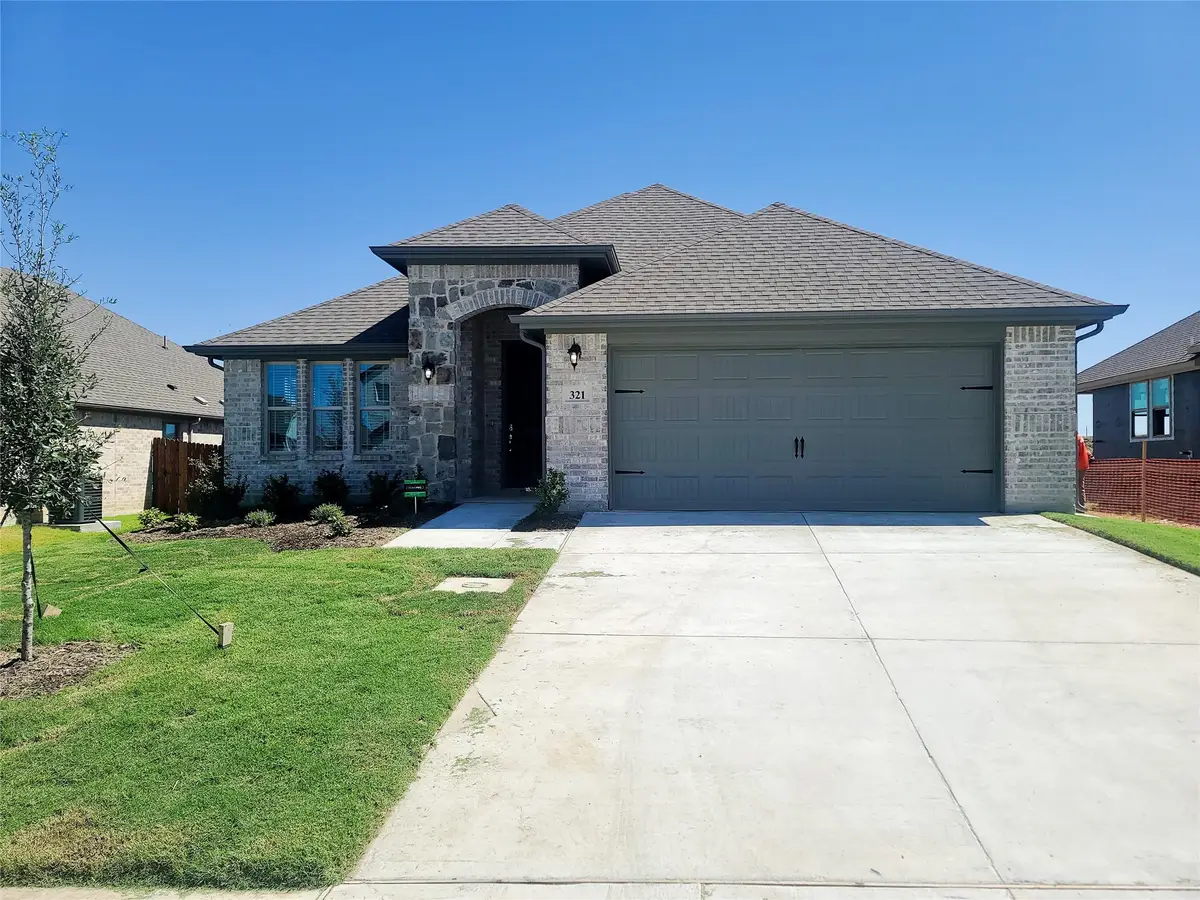 321 Ranch Road, Justin, TX 76247 - #1