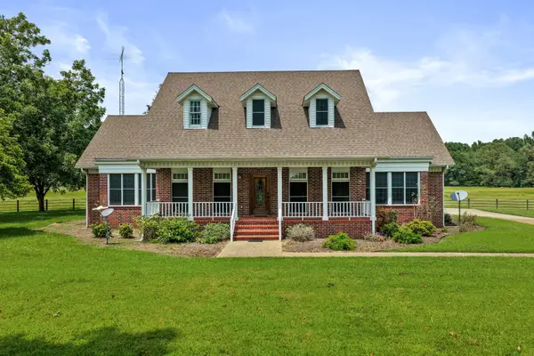 2199 County Rd 3150, Cookville, TX 75558