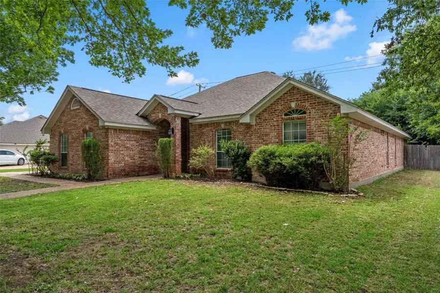 1112 Regina Drive, Hewitt, TX 76643 - #3