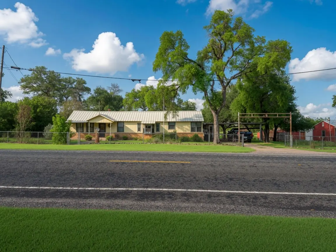 9014 5th Street, Crawford, TX 76638 - #1