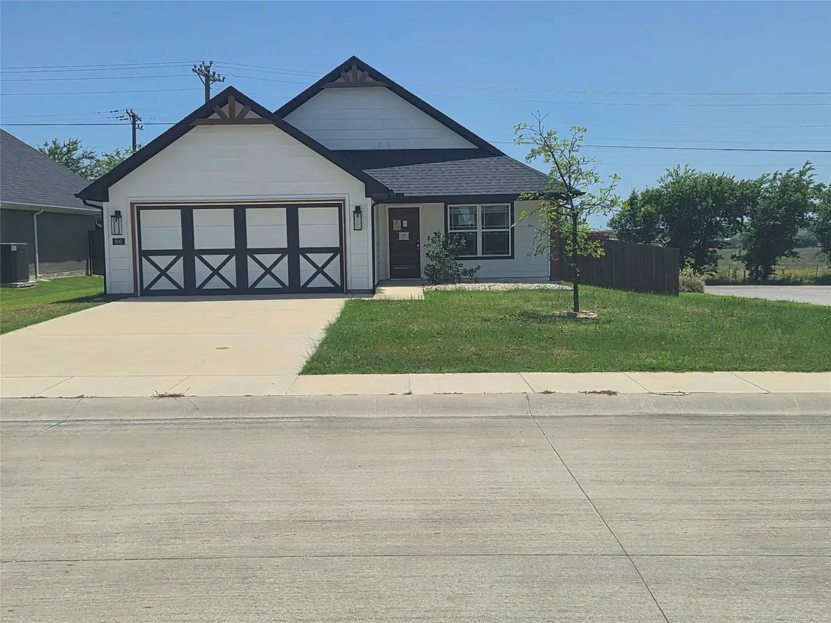 900 Tesslynn Avenue, Godley, TX 76044 - #1