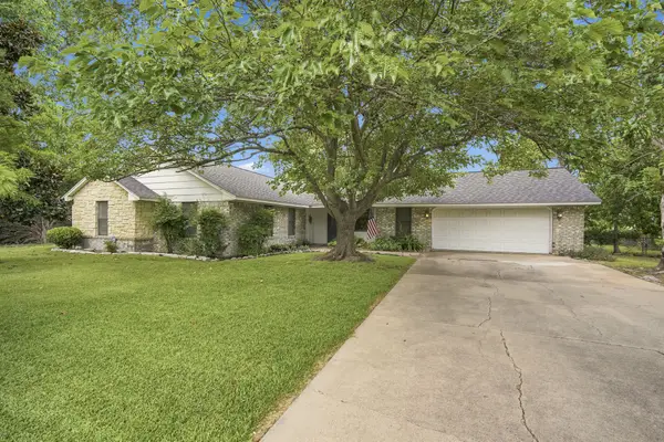 1215 Butcher Road, Waxahachie, TX 75165