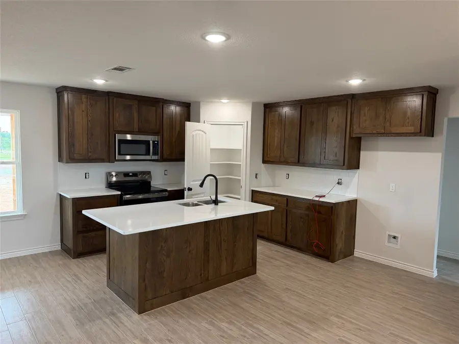 329 Myers Drive, Springtown, TX 76082 - #2