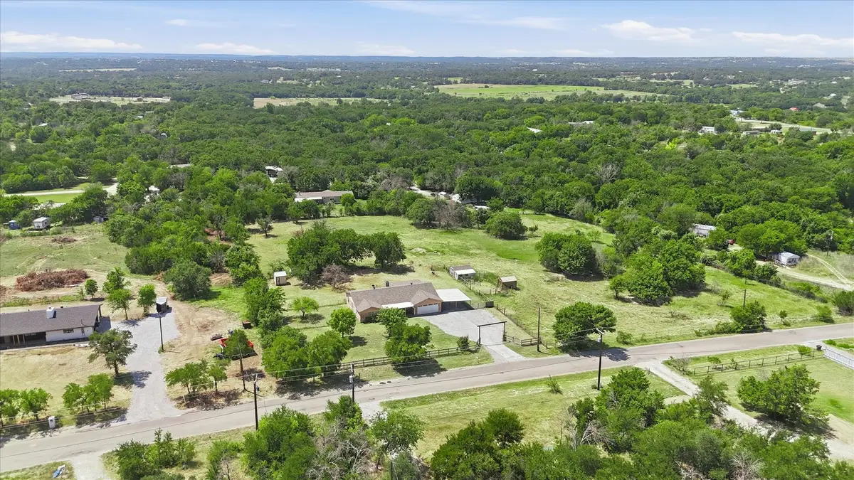 892 Highland Circle, Springtown, TX 76082 - #1