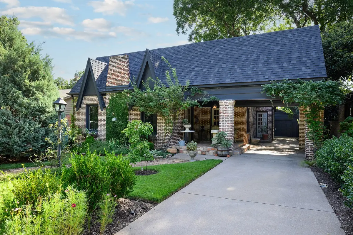 1144 N Windomere Avenue, Dallas, TX 75208 - #1