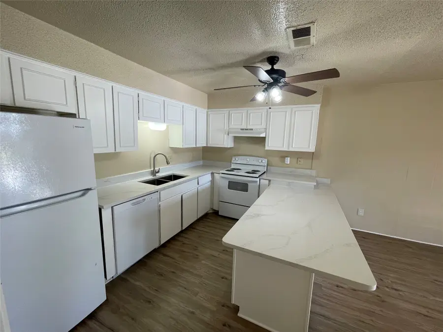 61 Runaway Bay Drive #102A, Runaway Bay, TX 76426 - #2