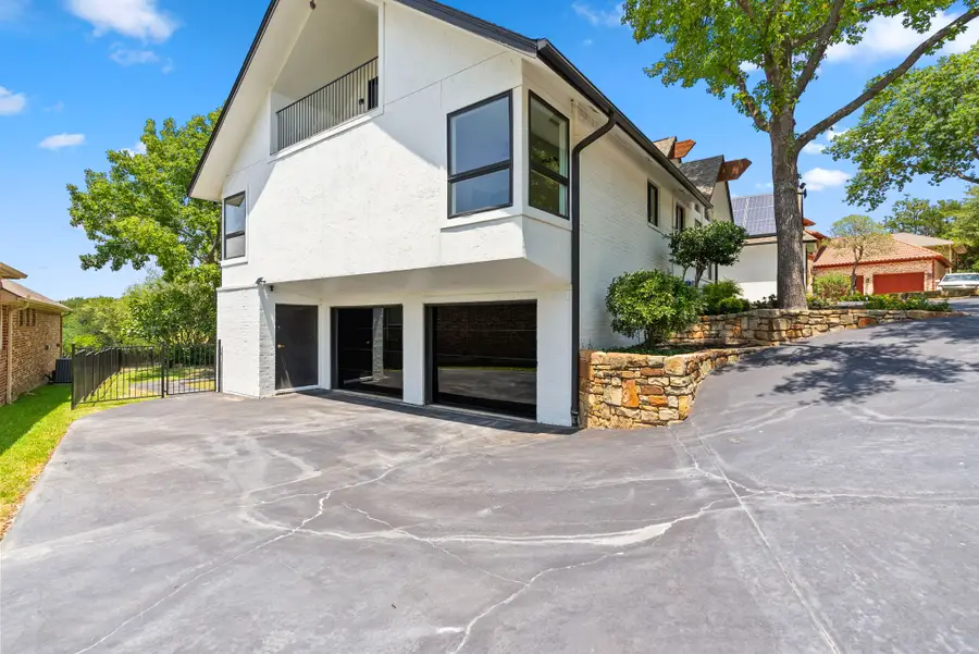 231 Oak Hill Drive, Trophy Club, TX 76262 - #3