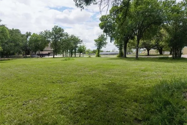 104 Turtle Creek Drive, Early, TX 76802