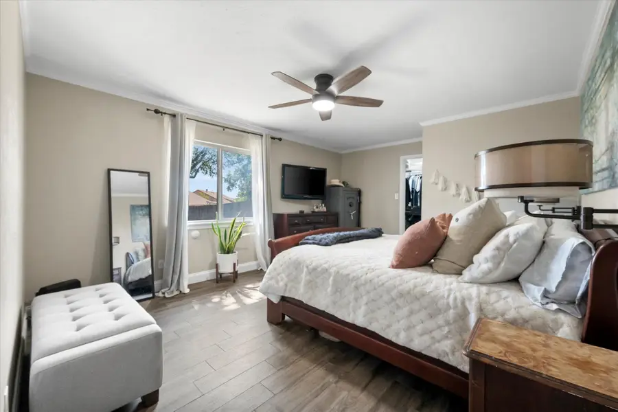 329 E Crossland Boulevard, Grand Prairie, TX 75052 - #3