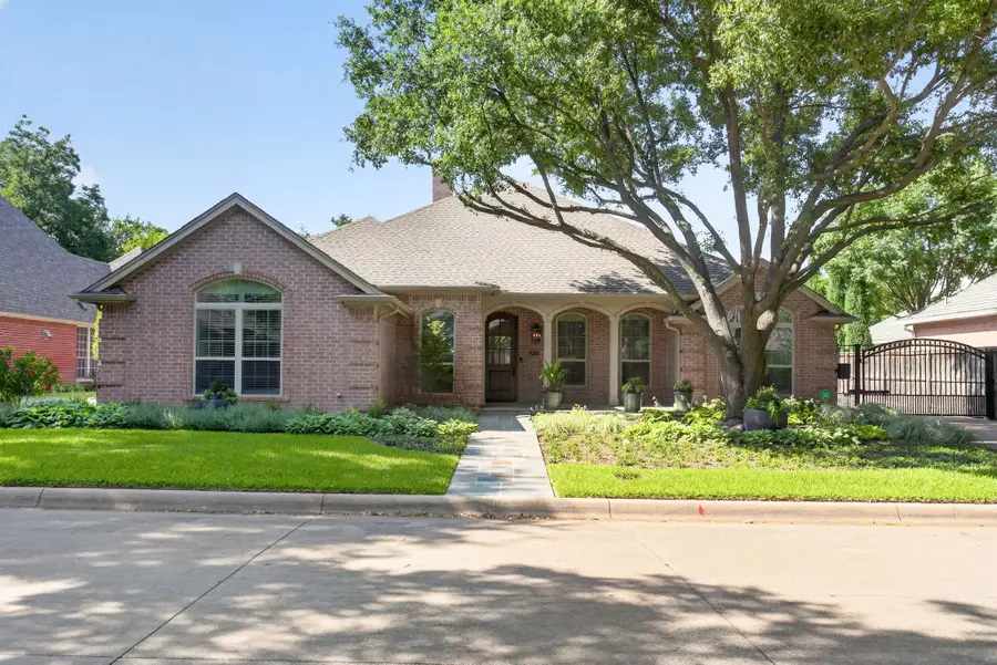 2832 Manorwood, Fort Worth, TX 76109 - #2