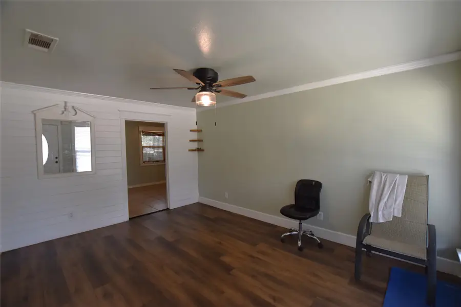 1718 Summit Street, Mesquite, TX 75149 - #2