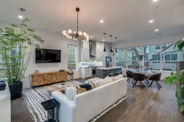 5915 Lindell Avenue #105, Dallas, TX 75206