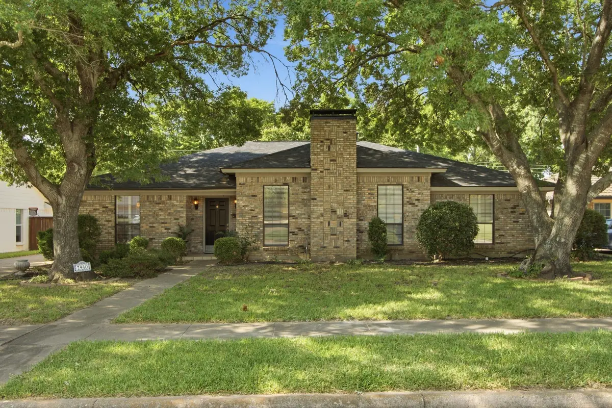 2940 S Creekwood Drive, Grapevine, TX 76051 - #1