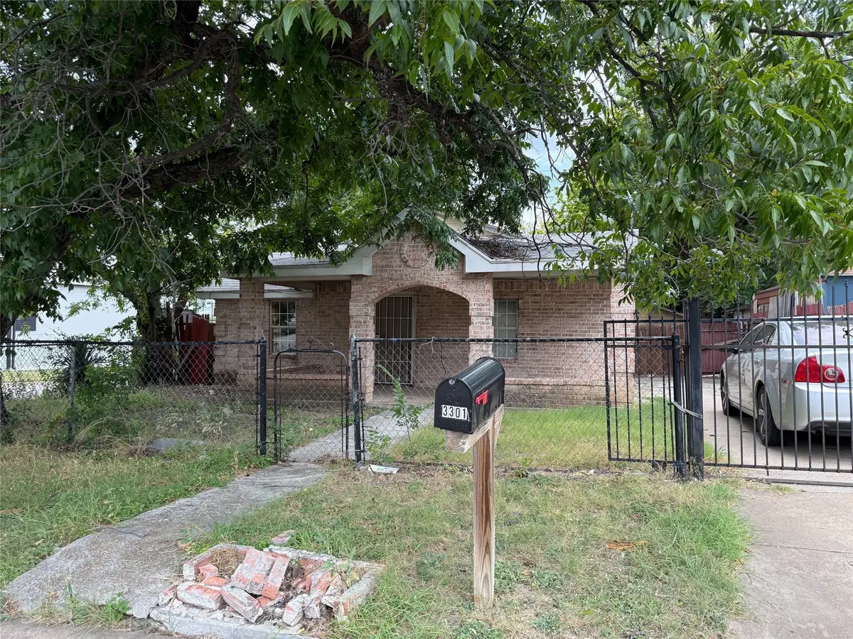 3301 S Main Street, Fort Worth, TX 76110 - #1