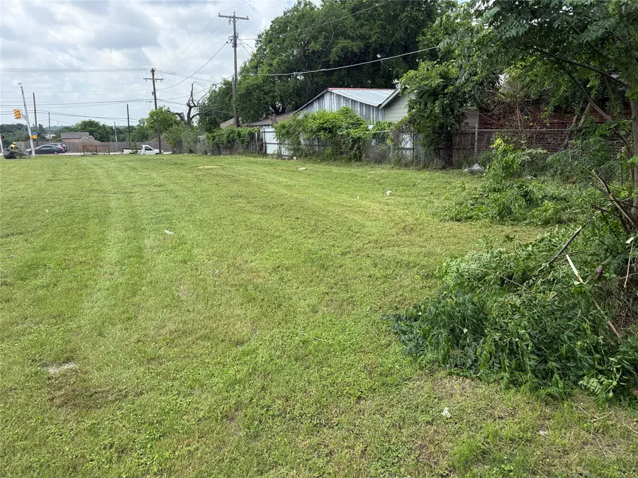 2557 E Vickery Boulevard, Fort Worth, TX 76105 - #3