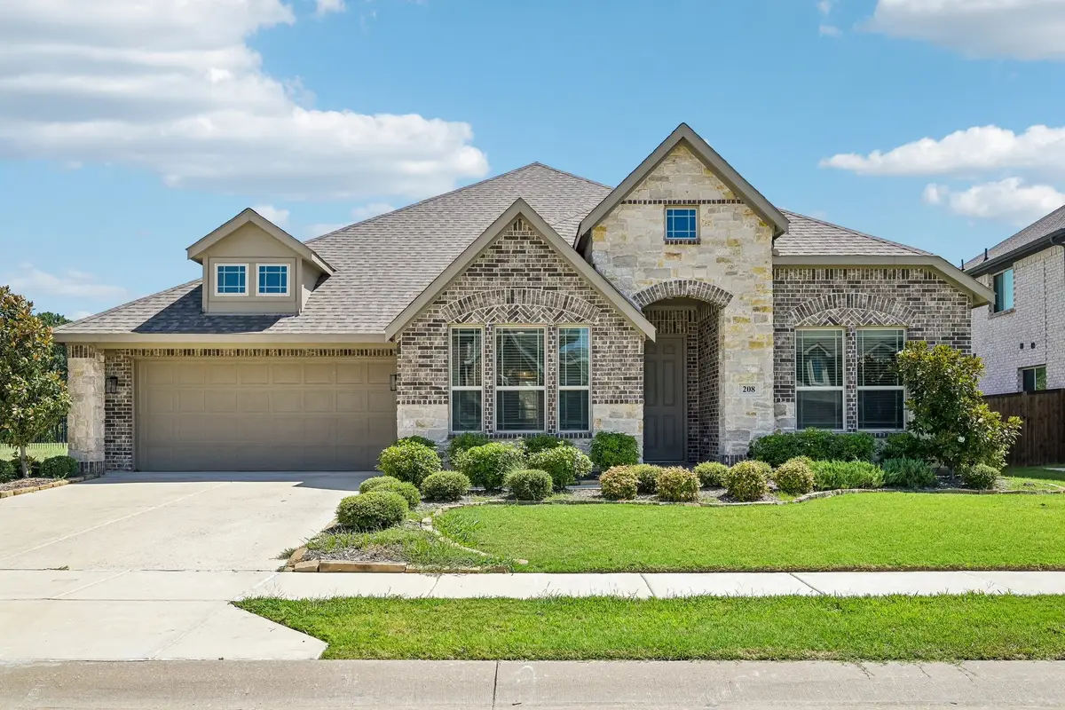208 Oakcrest Drive, Justin, TX 76247 - #1