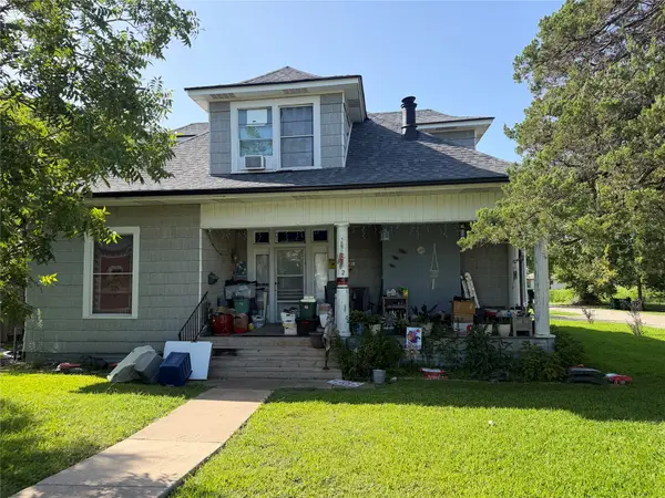 1002 E Texas Avenue, Mart, TX 76664