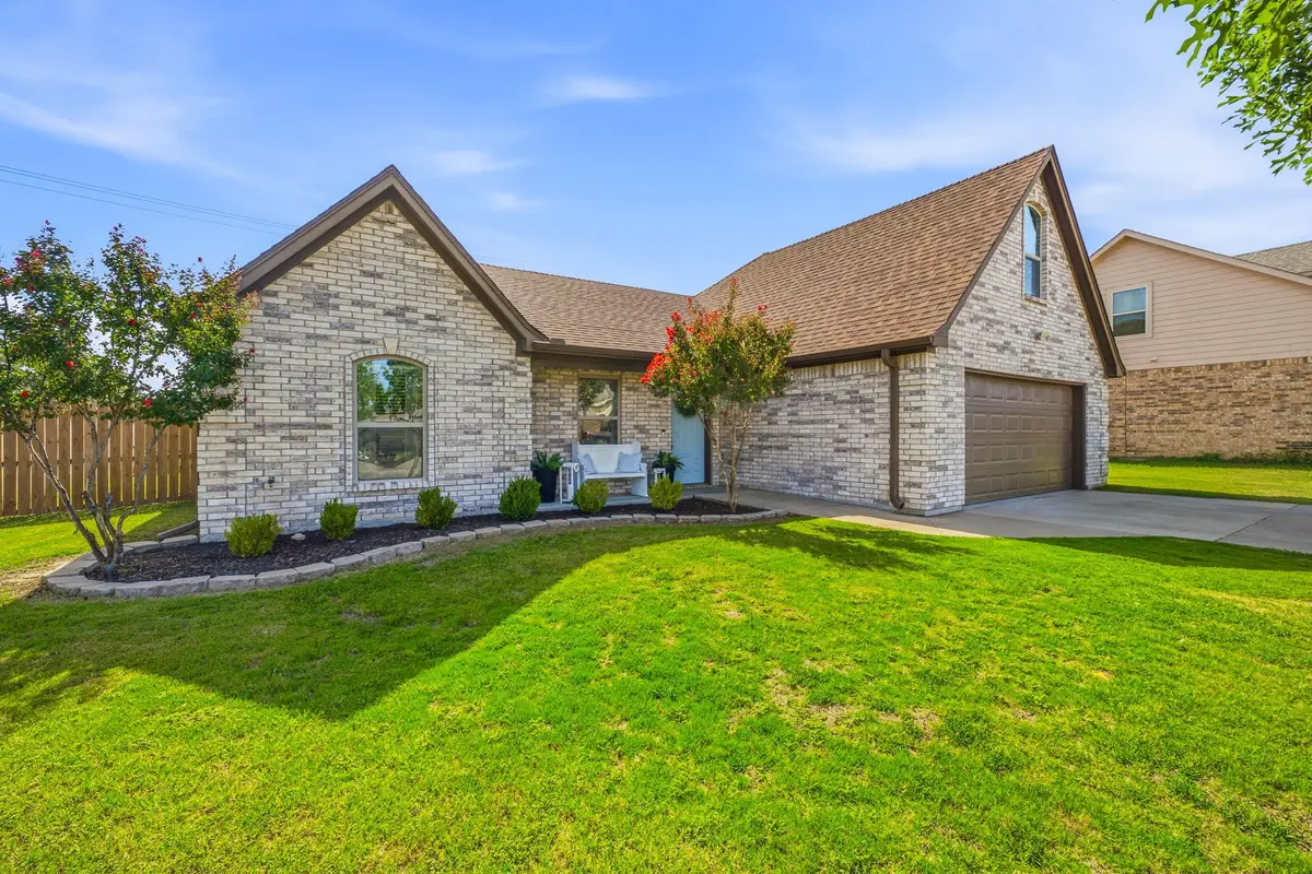 1131 Greens Creek Circle, Stephenville, TX 76401 - #1