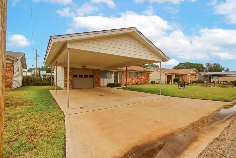 1520 Heath, Merkel, TX 79536 - #3