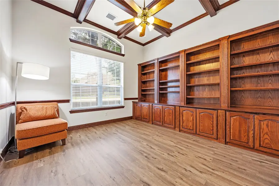 9024 Fox Hollow Trail, Irving, TX 75063 - #3