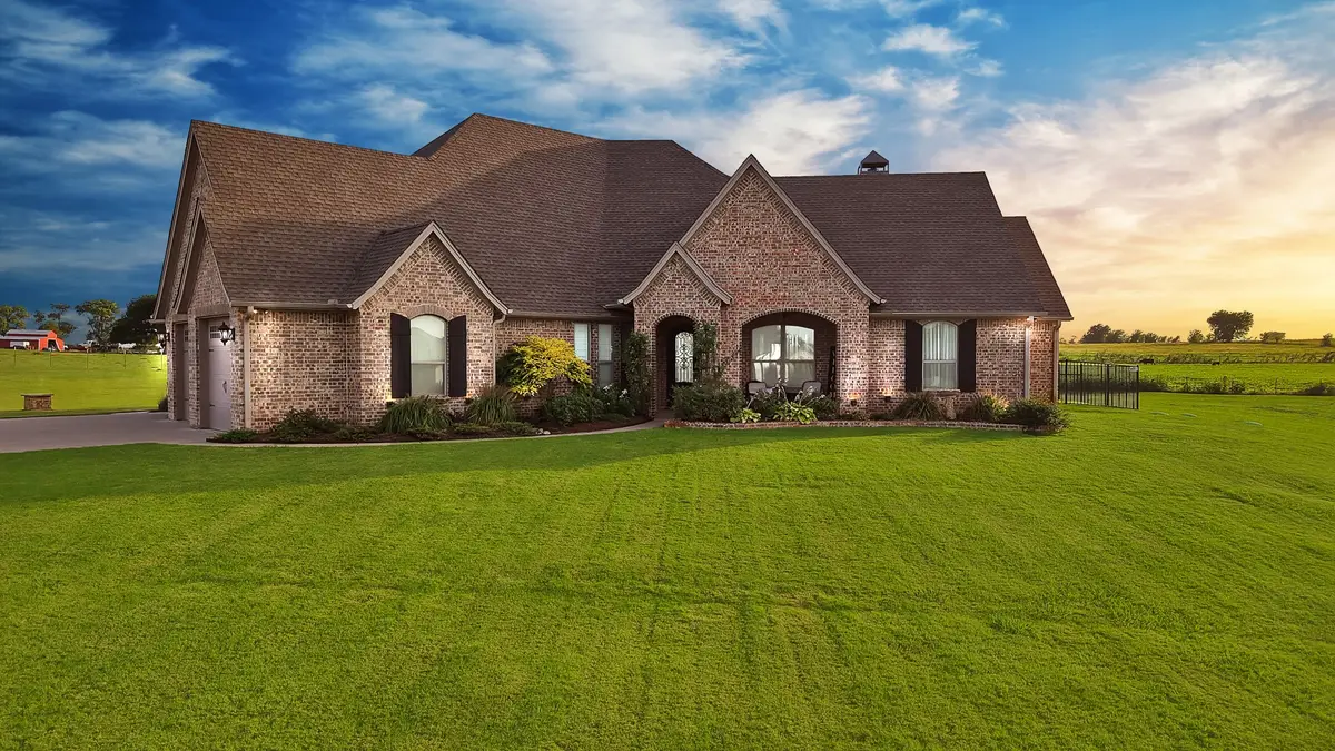 9688 Whispering Creek Terrace, Grandview, TX 76050 - #1