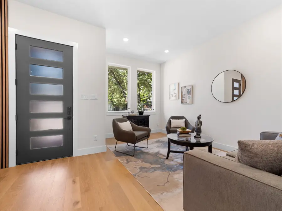 416 Mount Auburn Avenue, Dallas, TX 75223 - #3