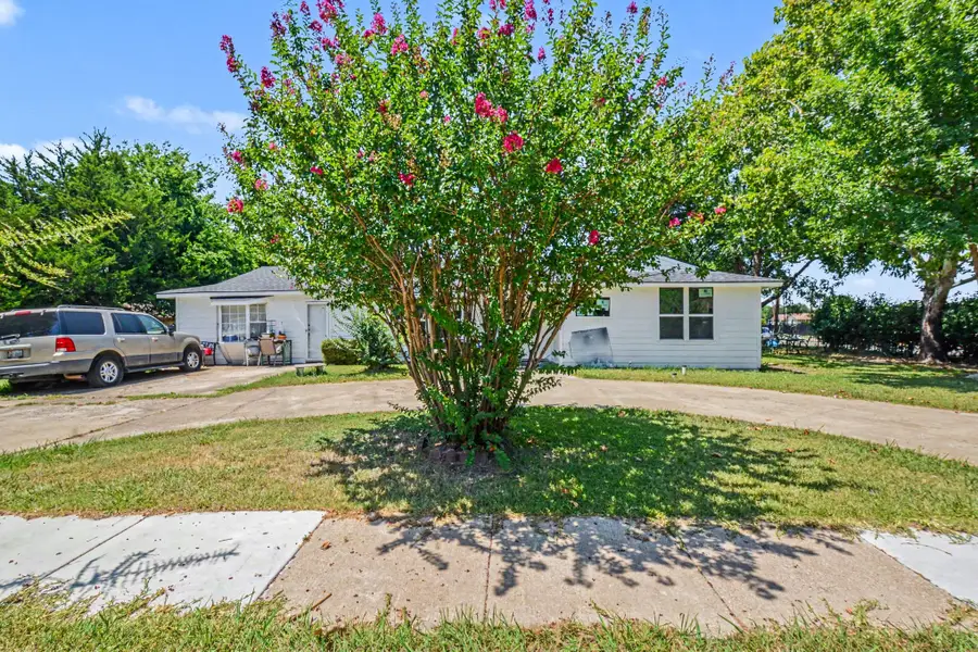 3623 Castle Hills Drive, Dallas, TX 75241 - #2