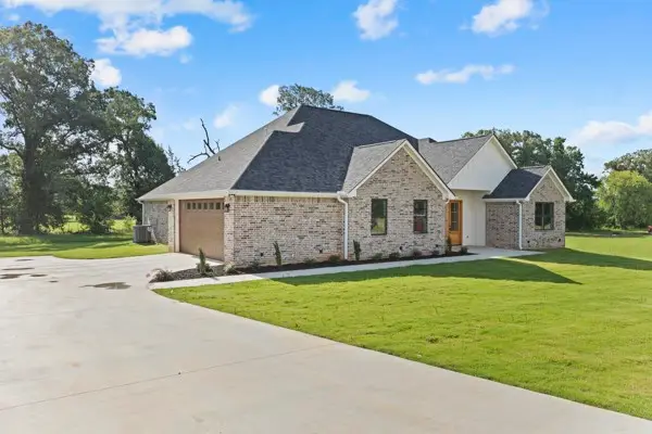 13830 Cedar Hill Lane, Tyler, TX 75771