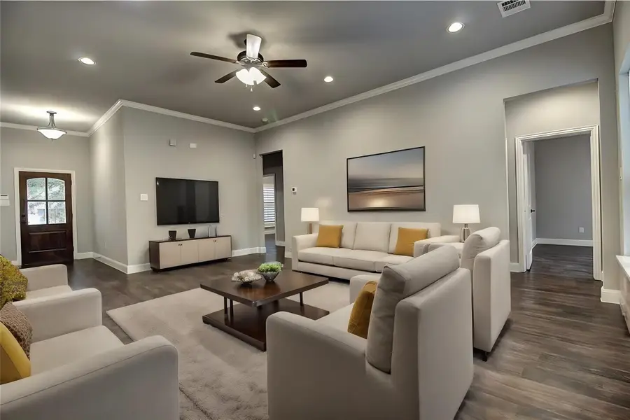 305 Wyatt Street, Waxahachie, TX 75165 - #3
