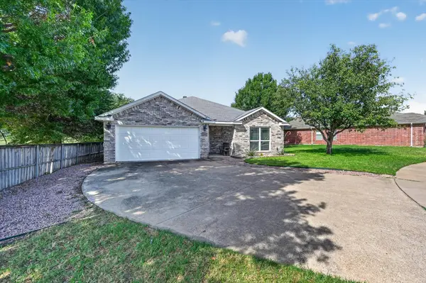 5440 Trout Creek Court, Watauga, TX 76137