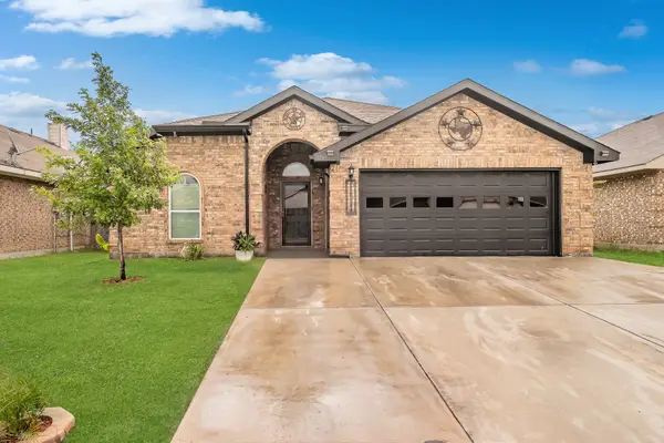 1240 Camden Yard Drive, Fort Worth, TX 76028