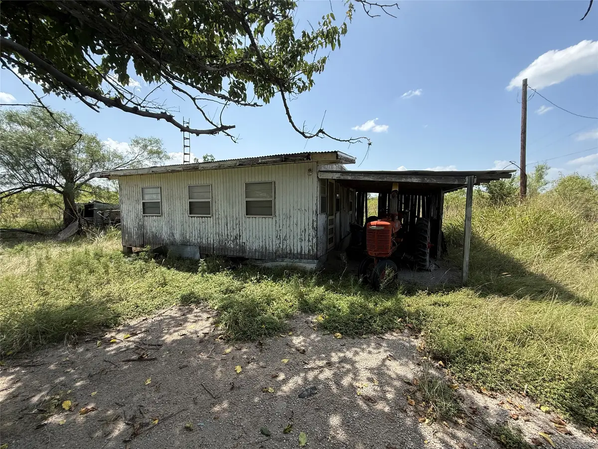 140 Arapaho Road, Brownwood, TX 76801 - #1
