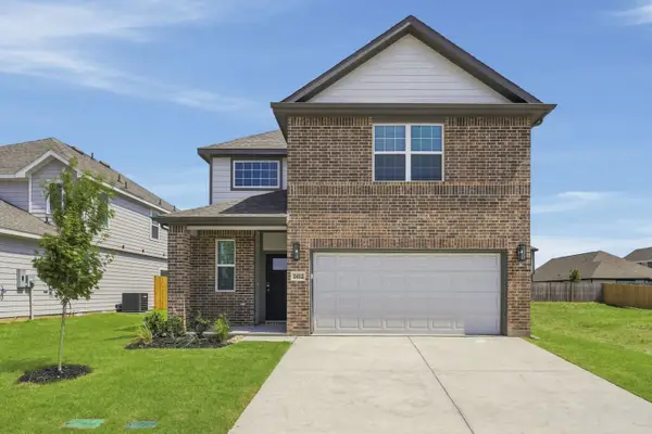 2412 Southern Magnolia Drive, Fort Worth, TX 76123