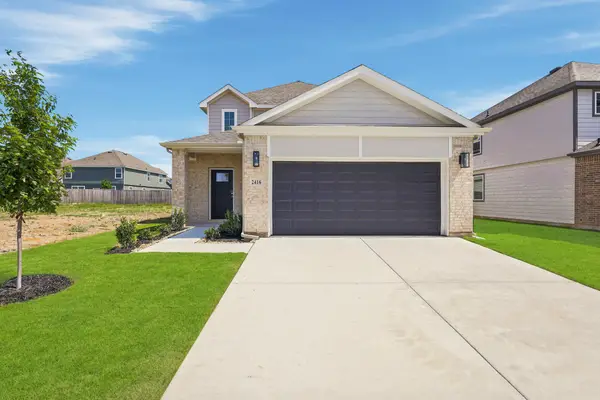 2416 Southern Magnolia Drive, Fort Worth, TX 76123