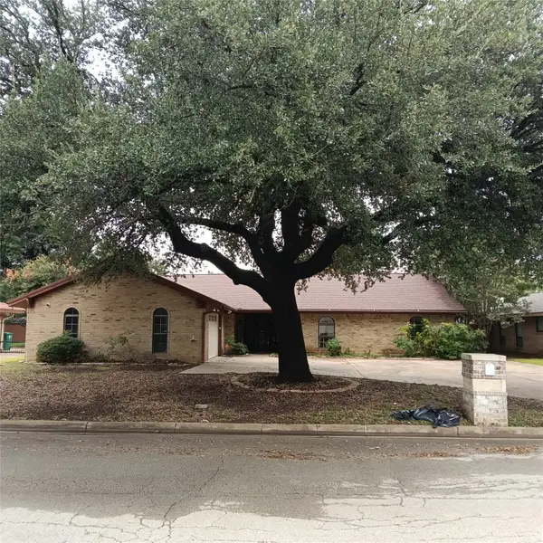 5013 Cordova Avenue, Fort Worth, TX 76132
