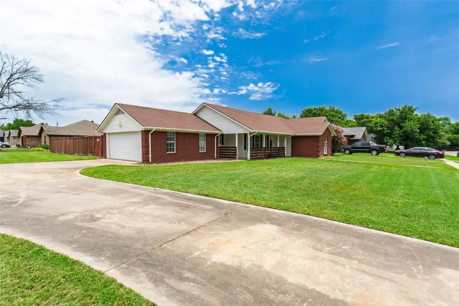 608 Aldridge Street, Commerce, TX 75428 - #2