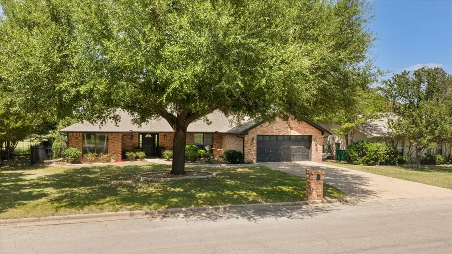 1003 Prairie Wind Boulevard, Stephenville, TX 76401 - #2