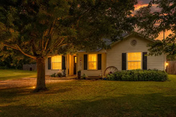 807 Lee Street, Tioga, TX 76271