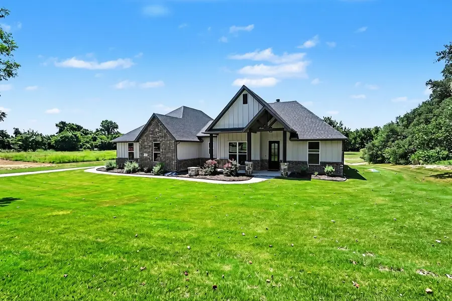 606 Central Road, Weatherford, TX 76088 - #2