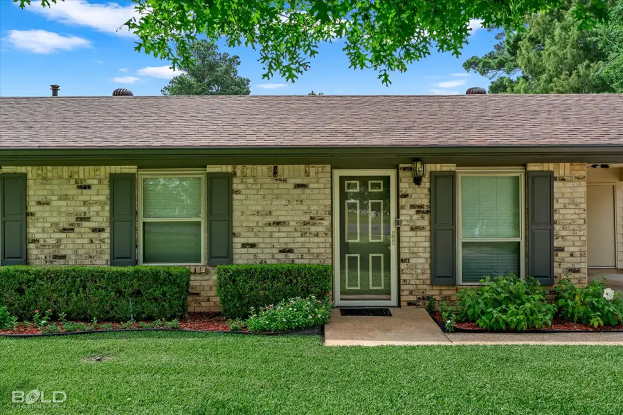 366 Warriner Avenue, Shreveport, LA 71107 - #2