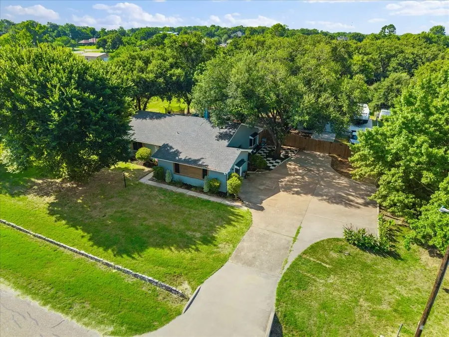 209 Live Oak Lane, Burleson, TX 76028 - #2