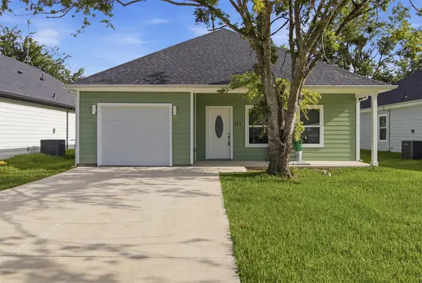 111 Newton Lane, Gun Barrel City, TX 75156